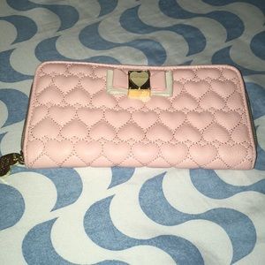Betsey Johnson pink heart wallet
